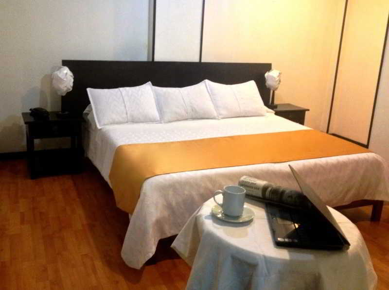 Hotel Ferrovial Corferias Bogota Exterior photo